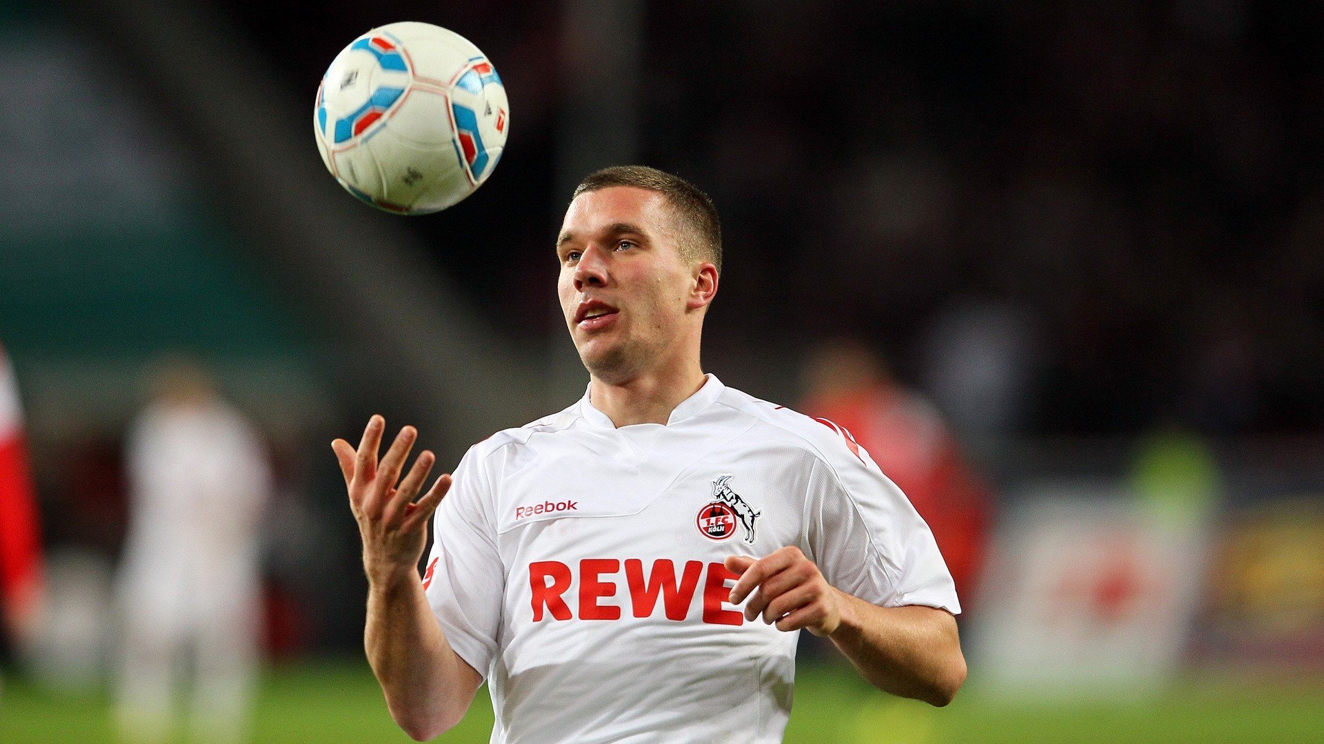 爱游戏体育（AYX）官方APP下载-世界杯巅峰对决：天赋、战术与激情完美融合，2020世界冠军杯巅峰对决